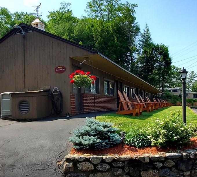 Birch Knoll Motel Laconia Exterior foto